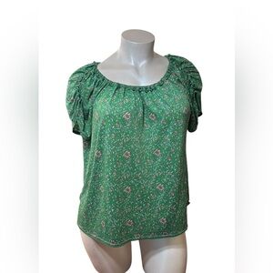 Green Floral Ruffle blouse EUC